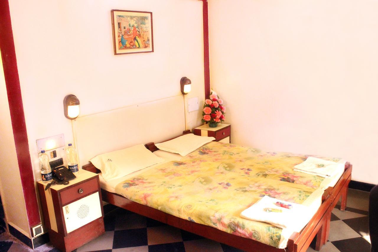 Hotel Homeland Pune Eksteriør bilde